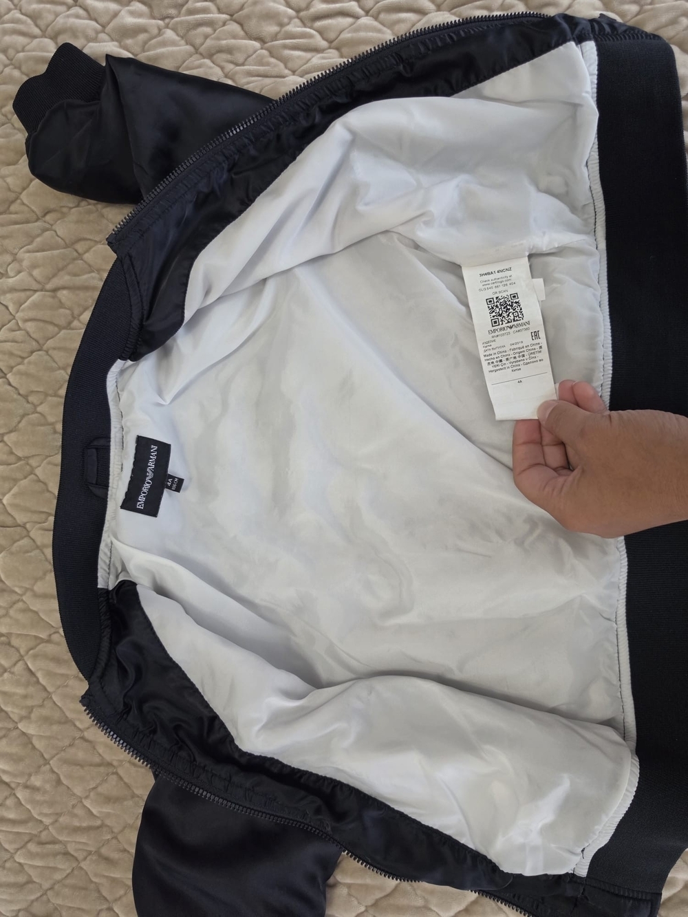 Emporio Armani Boys Navy Puffer Bomber Jacket - Picture 5 of 7